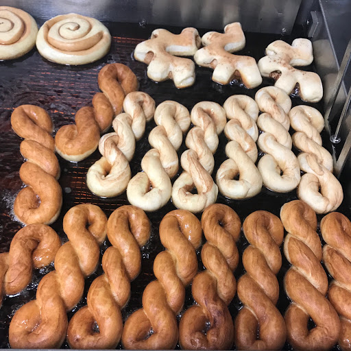 Bestz donuts of Forsythe - Thumbnail