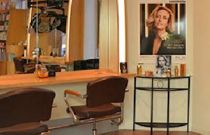 Photo n°1 de Eric Stipa - Coiffeur Le Mans à Le Mans (Salon de coiffure)