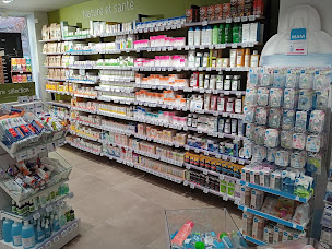 Photo n°1 de Pharmacie du Carré Piéton à Montbéliard (Service de location de fauteuils roulants)