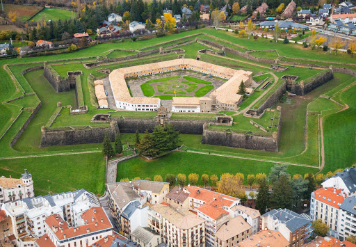 Inmobiliaria Valles del Pirineo