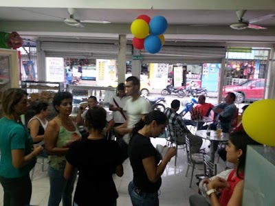 Photos of PANADER&Iacute;A LA KEVIN