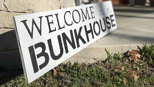 Bunkhouse Boutique and Art Studio - Thumbnail