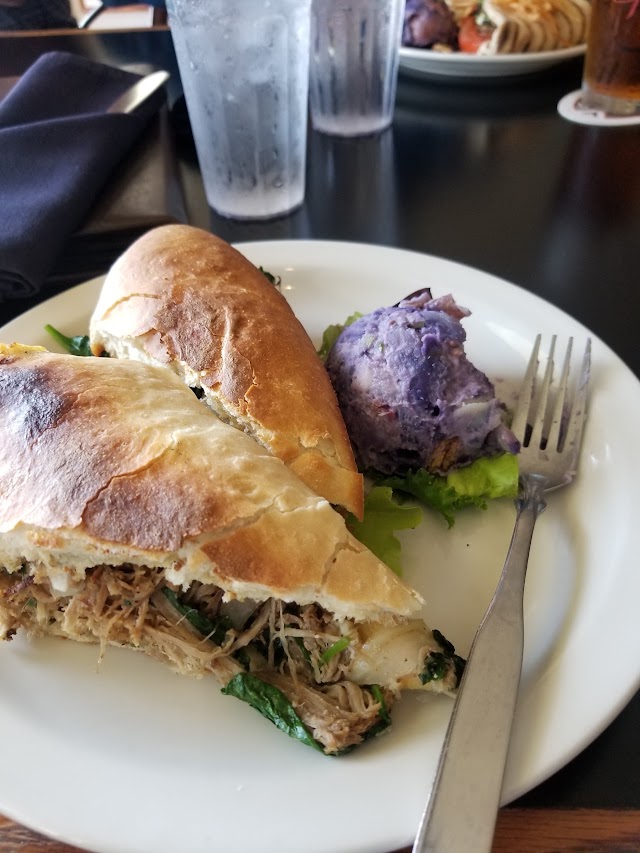 Cafe Pesto