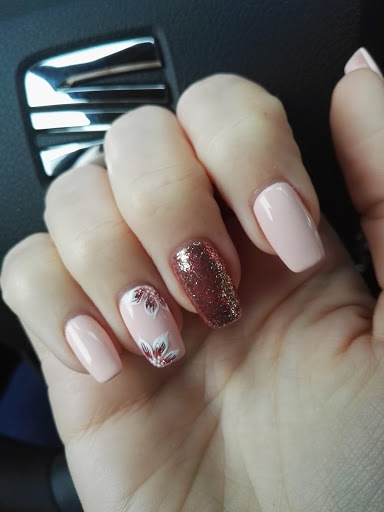 Natalies Professional Nails - Thumbnail