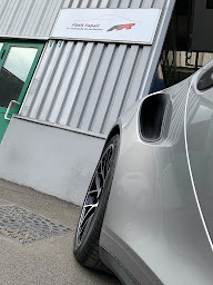 Photo n°14 de Flash Repair Coignières à Coignières (Peinture automobile)