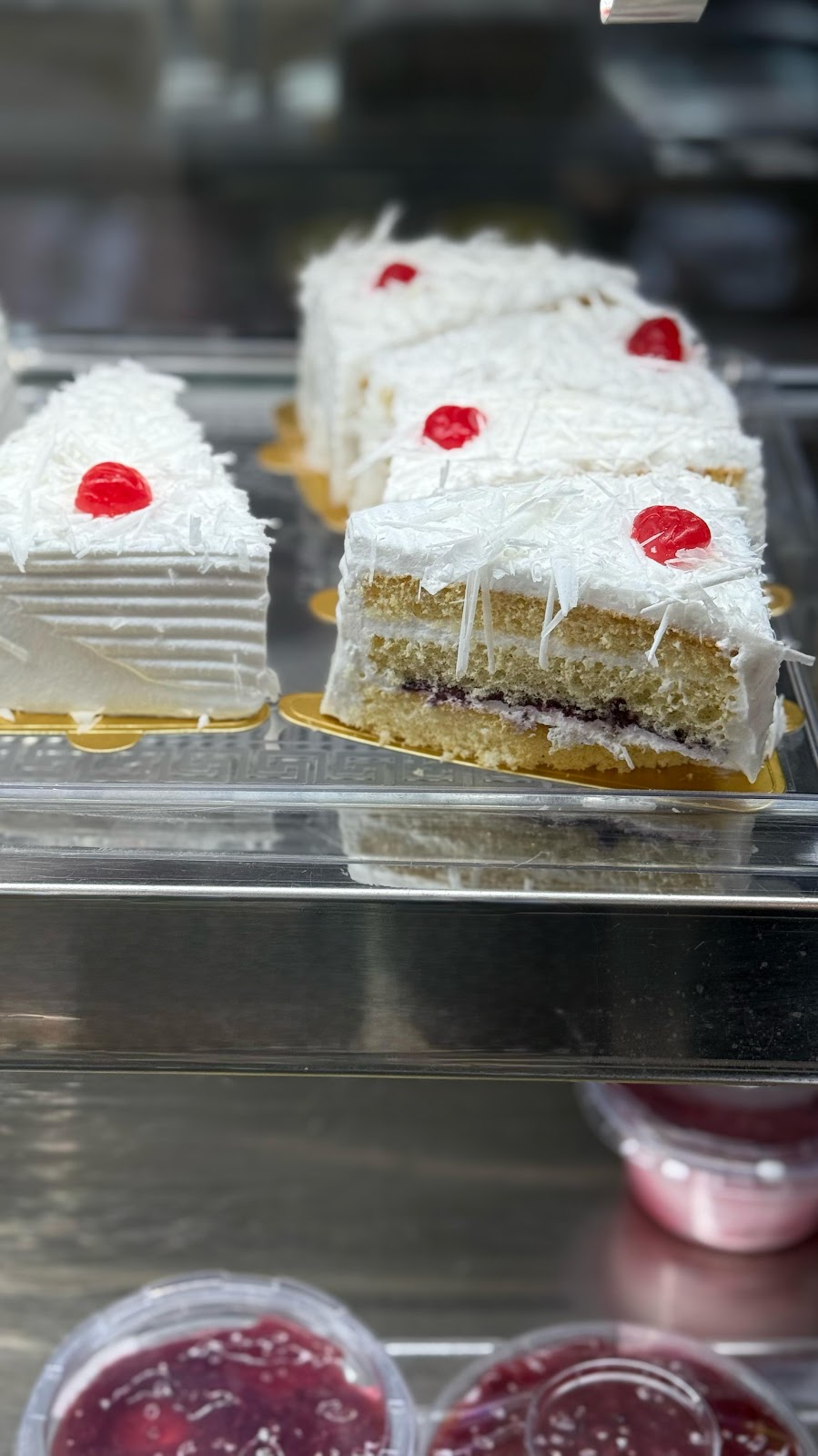 مخبز نيلوفر الشرق - صورة 4