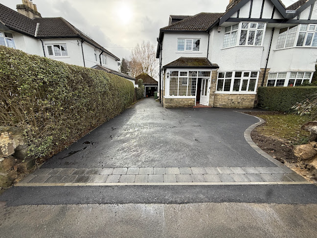 Leeds Landscapes & Driveways - Construction company