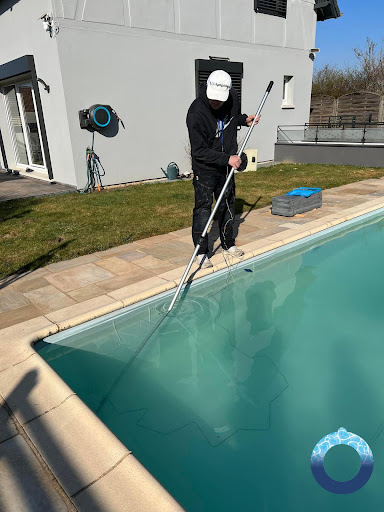 Photo de L'Olympide Recherche de fuite piscine à Ohnenheim (67390)