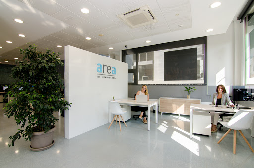 Area Real Estate - Oficina Mataró Gallery - Spain