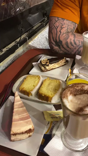 Horarios de Telizzia Cat Café