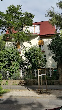 Villa Júlia, Author: Eugene Nikolson