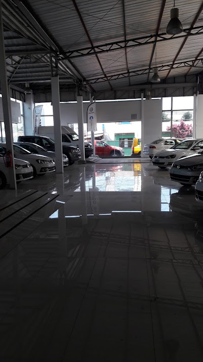 Photos of Comercial Del Real