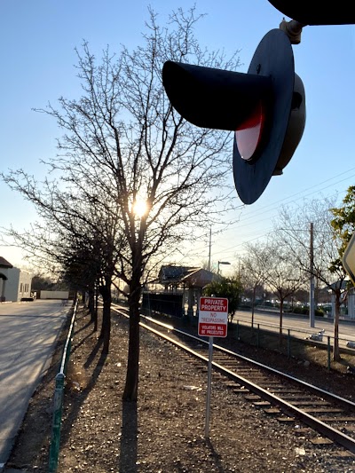 Zinfandel Station (EB)