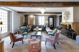 Photo n°3 de Château Coraline - Oytier-Saint-Oblas à Oytier-Saint-Oblas (Maison d'hôtes)