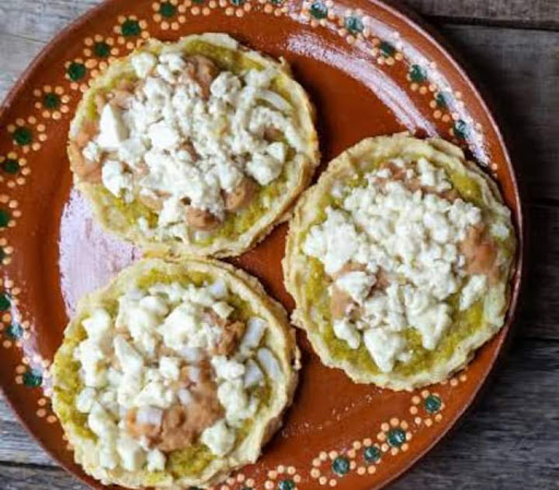 Antojitos Clement