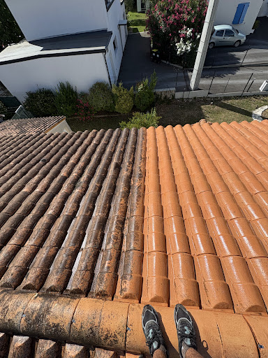 Photo de NET HABITAT - Nettoyage Toiture Façade Charente Maritime