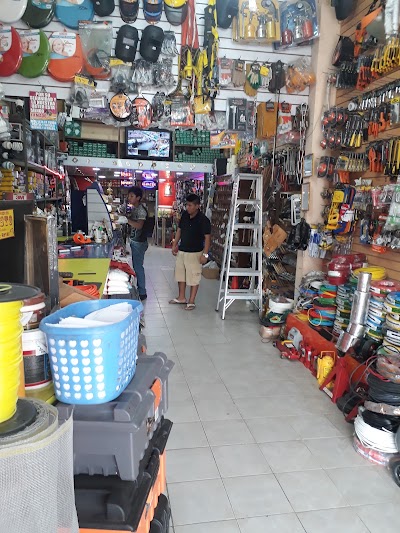 home-goods-store
