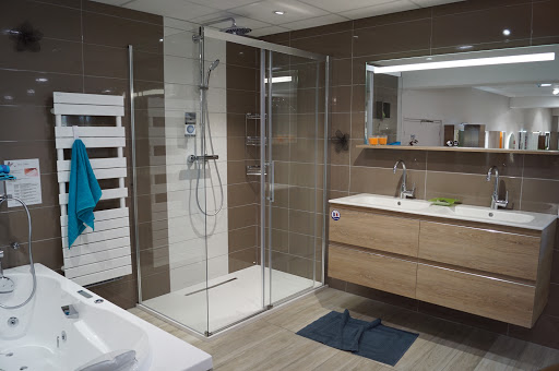Photo de Salle d'exposition VST / Artipôle BAIN - CARRELAGE - ÉNERGIES à Échiré à Échiré (79410)