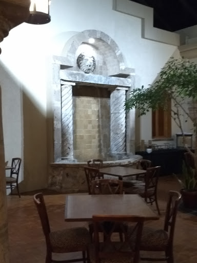 Itza Pizza - Visual