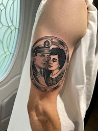 Photo n°33 de Amazonite_Piercing à Concarneau (Salon de tatouage et piercing)