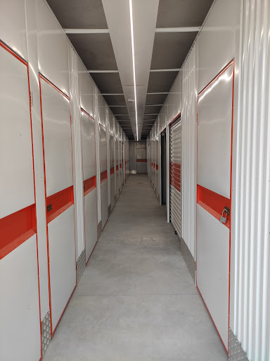 Aprilbox Self Storage - Lo Spazio che ti manca