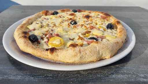 Photo 8 - Family’s PIZZA