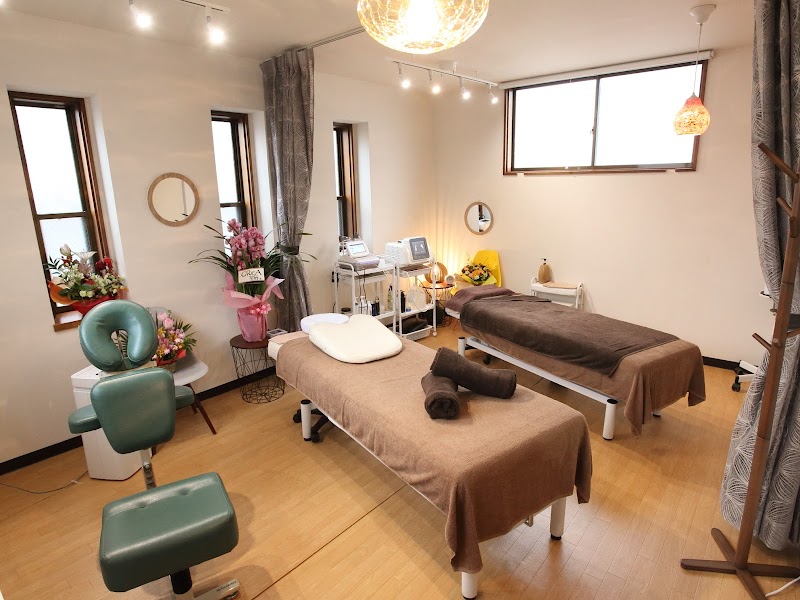 小顔ハイフ&Total Wellness Salon CREA 秦野店