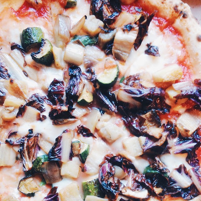 Krabon . . . naturalmente pizza