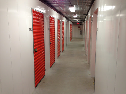 B's Self Storage - Visual