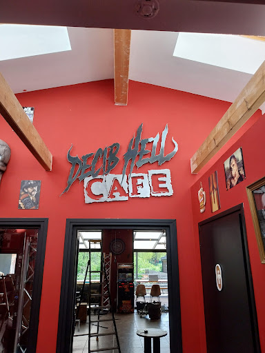 DECIB'HELL' CAFE