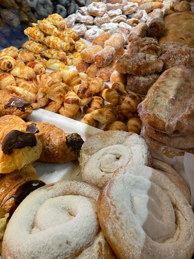 Corçà Bakery - Visual