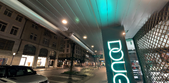 Rezensionen über Parfümerie DOUGLAS Zürich in Baar - Kosmetikgeschäft