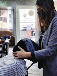 Photo n°16 de Actuel Coiffure à Sèvremoine (Magasin de produits de beauté)