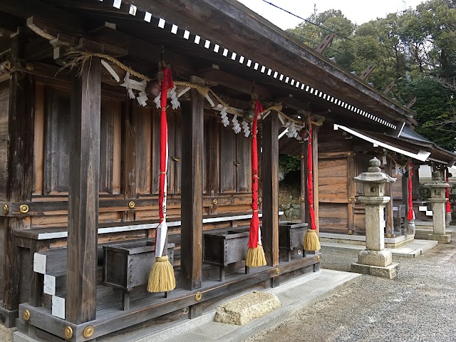 Shirahige Shrine
