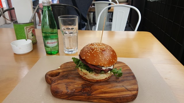 Submarine Burger Frankopanska