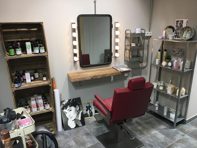 Marina Baone Barcelona Peluquería
