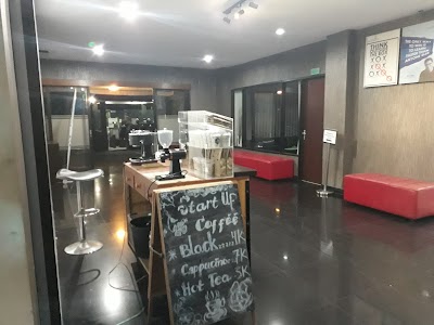 Photos of STMIK Primakara Technopreneurship Campus