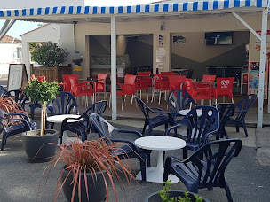 Photo n°7 de Flower Le Pré des Sables - Camping l'Aiguillon la Presqu'île en Vendée à Grues (Terrain pour camping-cars)