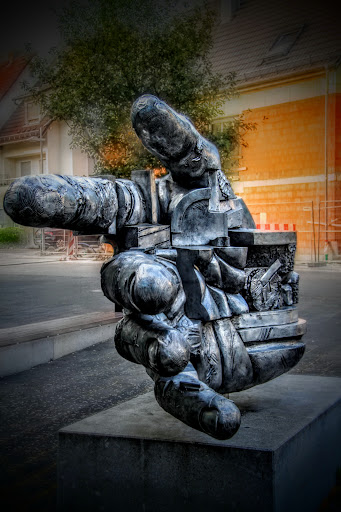 Metallisierte Hand - Thumbnail
