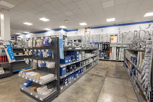 Photo n°14 de CEDEO Prouvy : Sanitaire - Chauffage - Plomberie à Prouvy (Fournisseur de matériel d'éclairage scénique)