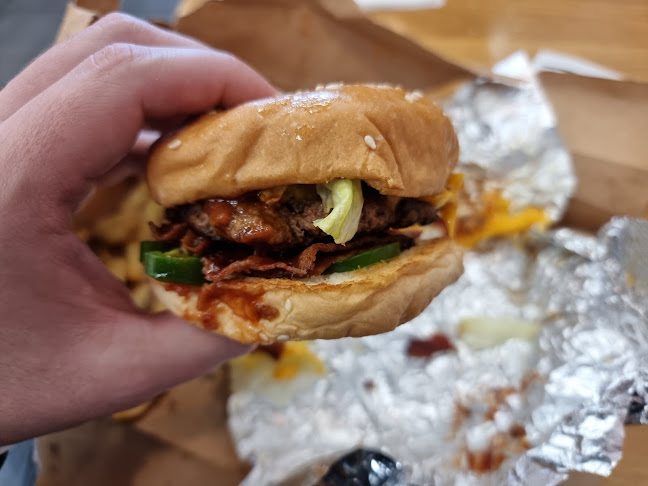 Five Guys Plymouth - Restaurant