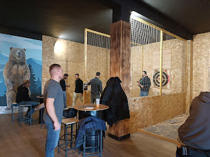 Photo n°2 de timber lancer de hache lançon de provence à Lançon-Provence (Centre de loisirs)