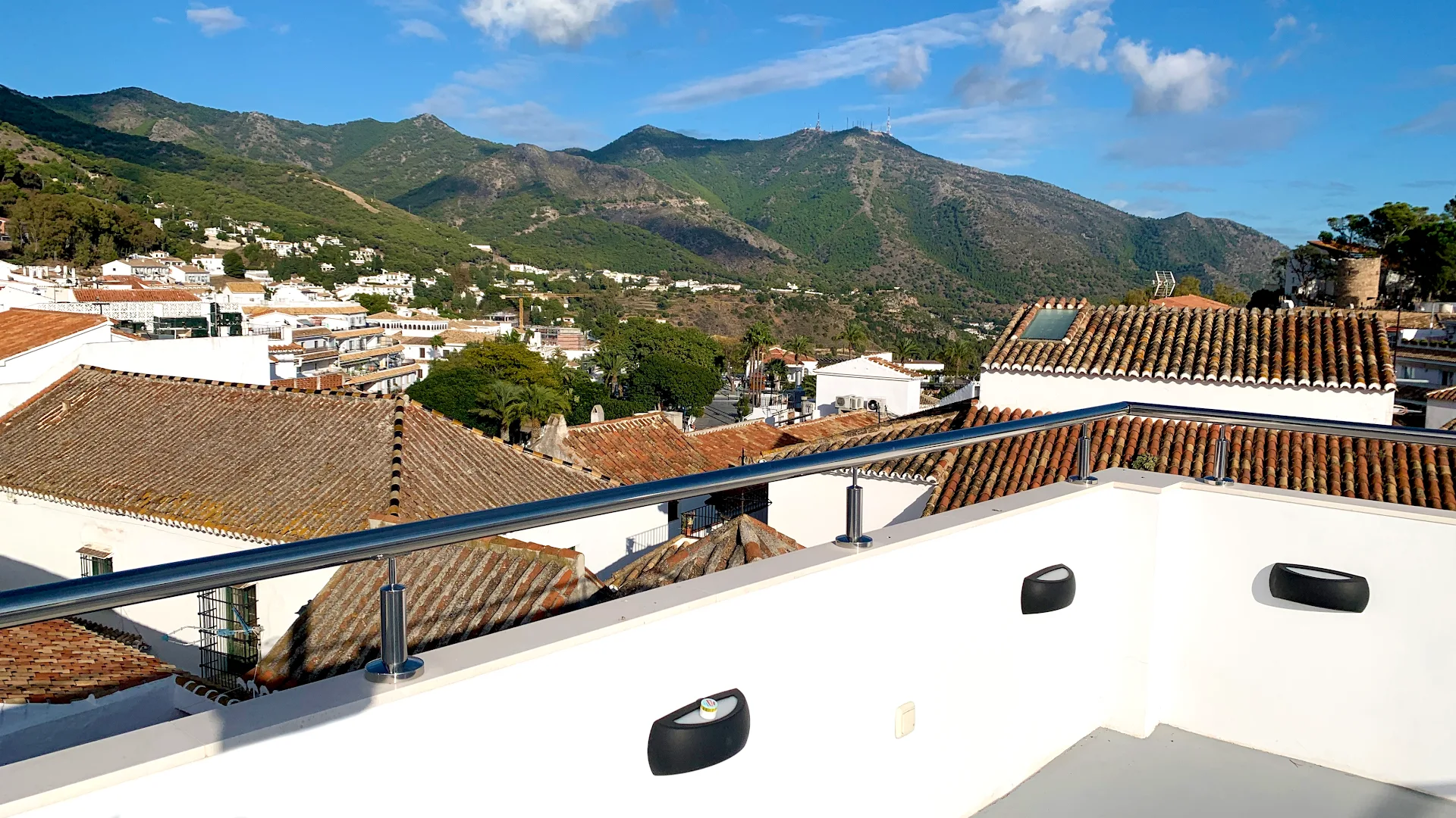 Sea to Sky Suites - Apartment Holiday Rentals - Mijas