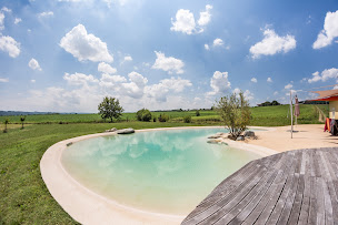 Photo n°3 de Lantana Devillard Paysage & Piscine à Curdin (Magasin de matériel pour piscines)