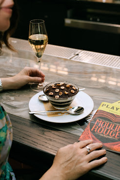 Nic + Junior's by null