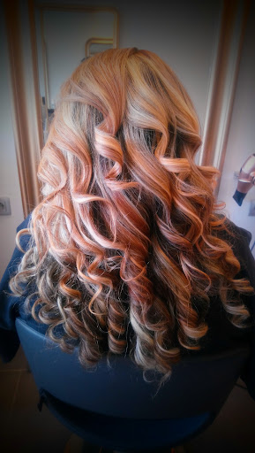 Le Petit Salon | Artisan coiffeur Gallery - France