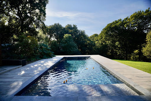 Photo de SWIM GARDEN Piscines & Spas - Everblue à Plonévez-du-Faou (29530)