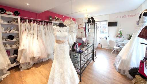 Pink Confetti Bridal Boutique - Thumbnail