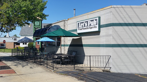 Art's Pub - Visual