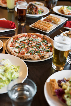 Gusto Handcrafted Pasta & Pizza by null